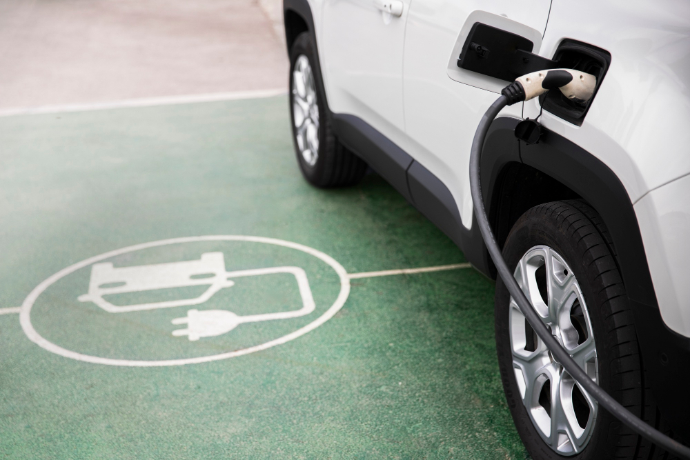 Plantillas a medida para señalización horizontal de parkings con corte CNC por chorro de agua